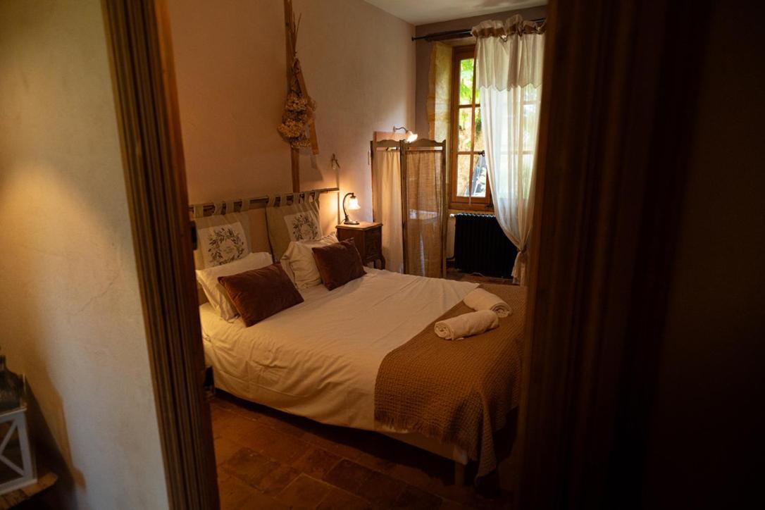Les Jardins Des Soussilanges Bed & Breakfast Céron Dış mekan fotoğraf